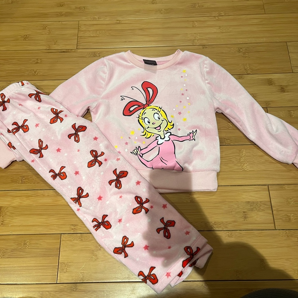 Toddler Pajama Set with cindy Lou from the grinch